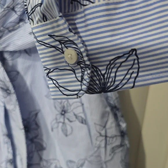 UNTUCKit Blue Floral Striped Shirt Dress - Picture 4 of 6